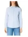 Helle Bluse mit weißen Streifen