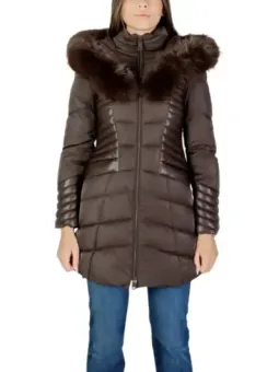 Guess Damenjacke 490905 – Stilvoll und Elegant