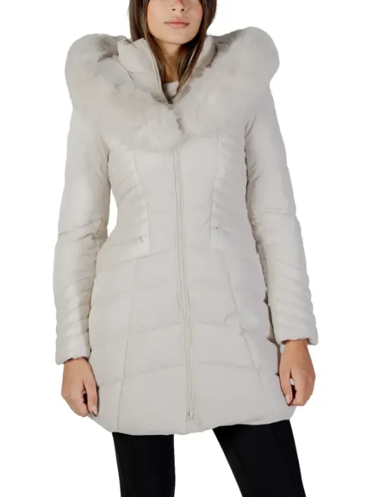 Guess Giubbotto Donna - Stilvolle Damenjacke für jeden Anlass