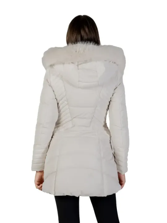 Guess Giubbotto Donna - Stilvolle Damenjacke für jeden Anlass