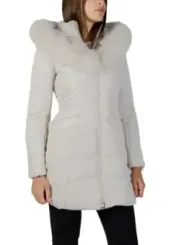 Guess Giubbotto Donna - Stilvolle Damenjacke für jeden Anlass