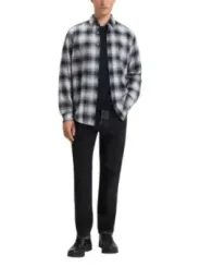 "Eleganter Boss Herrenpullover 493322 – Stilvoll & Bequem"