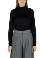 "Ichi Maglia Donna: Stilvoller Damenpullover erleben"