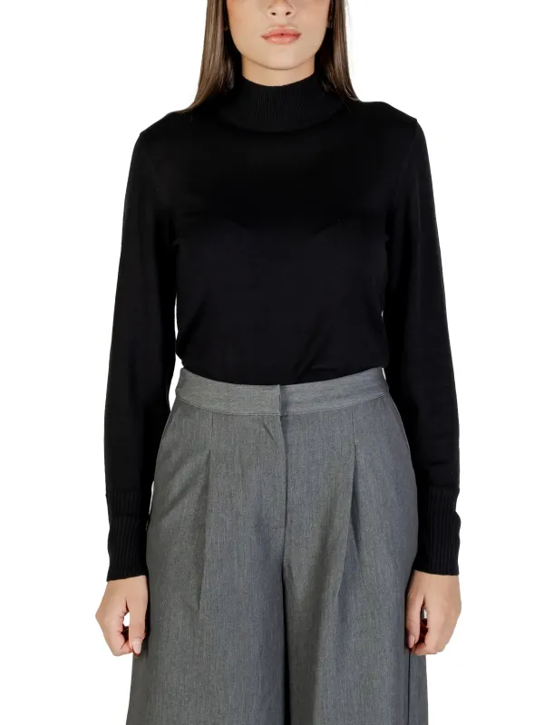 "Ichi Maglia Donna: Stilvoller Damenpullover erleben" "Ichi Maglia Donna: Stilvoller Damenpullover erleben"