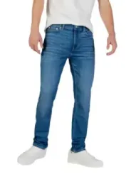 "Tommy Hilfiger Herrenjeans 493060 – Zeitloser Stil & Komfort"