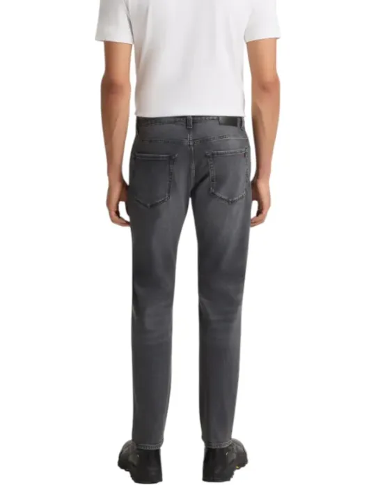"Boss Jeans Uomo 493326 - Stilvolle Herrenhose aus Denim" "Boss Jeans Uomo 493326 - Stilvolle Herrenhose aus Denim"