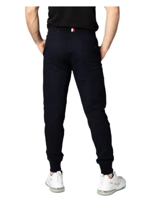 Tommy Hilfiger Herren Jeans 493052 – Stil & Komfort