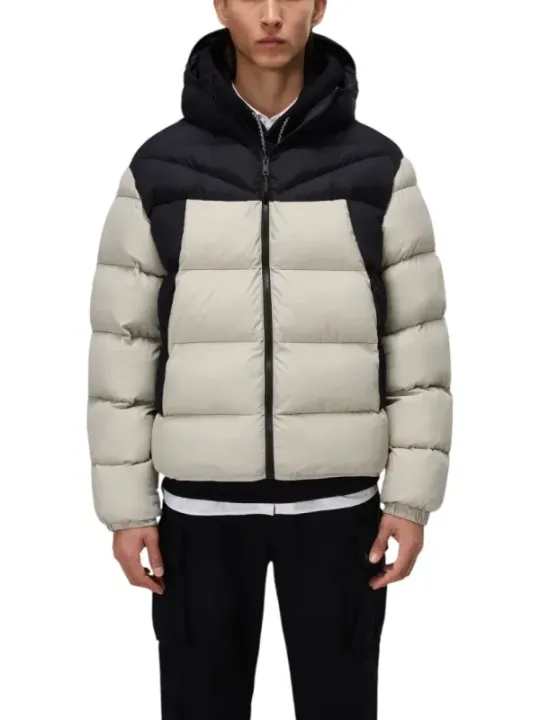 "Stylische Napapijri Herrenjacke – Funktional & Modisch"