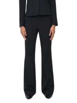 "Stilvolle Only Damenhose 493670 – Komfort & Eleganz"