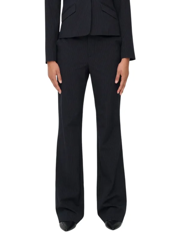 "Stilvolle Only Damenhose 493670 – Komfort & Eleganz" "Stilvolle Only Damenhose 493670 – Komfort & Eleganz"