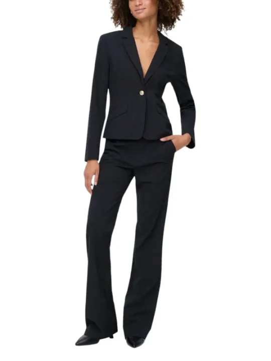 "Stilvolle Only Damenhose 493670 – Komfort & Eleganz" "Stilvolle Only Damenhose 493670 – Komfort & Eleganz"
