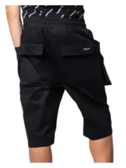 Schwarze Cargo-Shorts mit Taschen