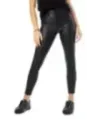 Schwarze Lederhose, hoher Bund