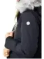 Schwarze Daunenjacke mit weißem Fell