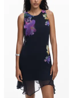 Desigual Damenkleid Schwarz – Stilvolles Design & Komfort