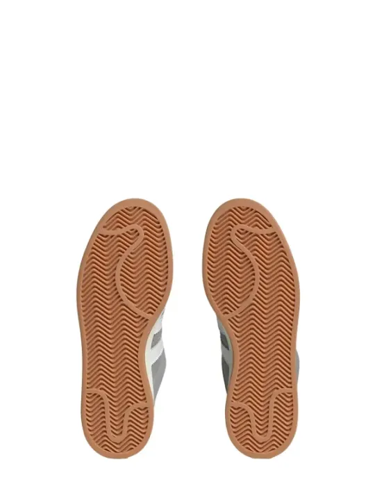 Weiße Adidas Sneaker mit Streifen
