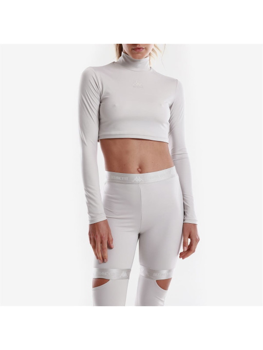 Weiße Sportleggings und Crop-Top