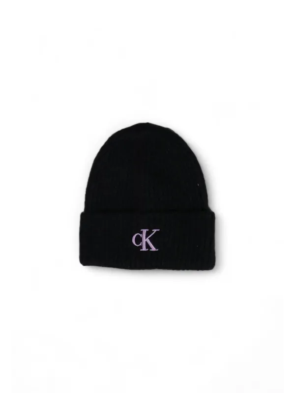 Schwarze Strickmütze mit Calvin Klein Logo Schwarze Strickmütze mit Calvin Klein Logo