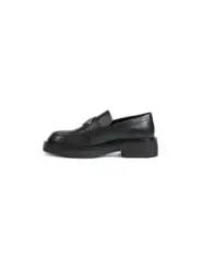 Schwarzer Leder-Loafer mit dicker Sohle