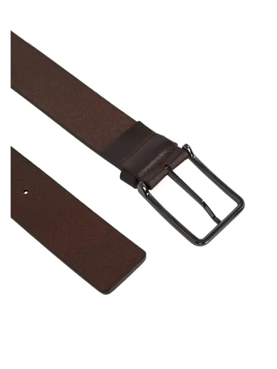 Brauner Calvin Klein Gürtel Detail