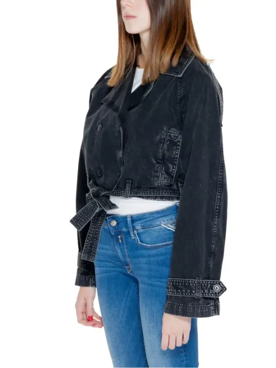 Schwarze Jeansjacke mit weißer Naht