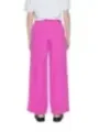 Pinke, weite Hosen lässiger Stil