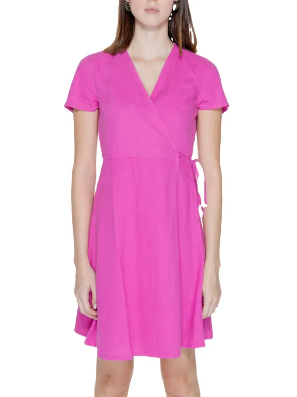 Pinkes ONLY Wickelkleid mit Taschen Pinkes ONLY Wickelkleid mit Taschen