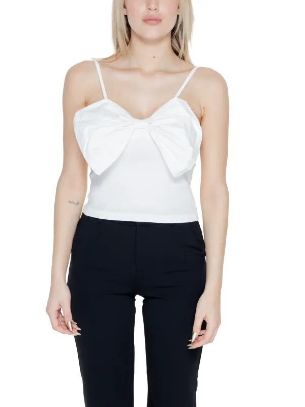Weißes Camisole mit Schleifen Detail Weißes Camisole mit Schleifen Detail