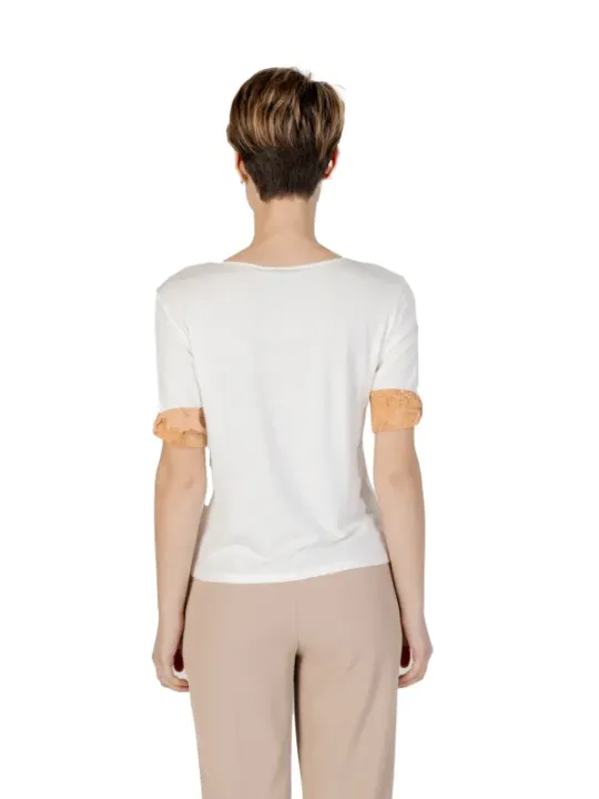 "Alviero Martini Prima Classe T-Shirts im Sale | Alviero Martini Prima Classe - Alviero Martini Prima Classe T-Shirt Donna online kaufen"|Planet-Deluxe