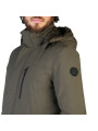 Grüne Woolrich Stretch-Mountainjacke Detailaufnahme