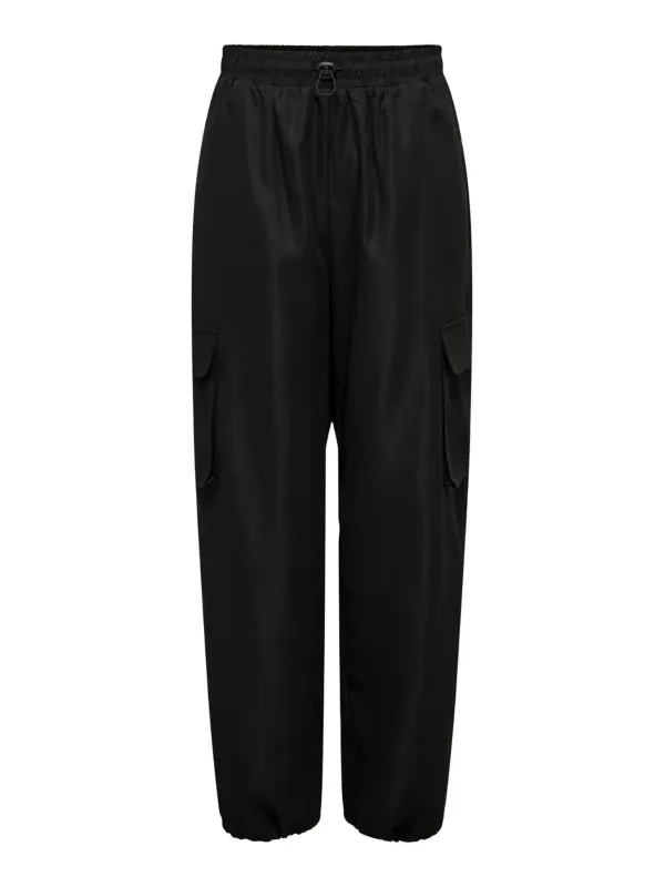 Schwarze Cargohose mit Taschen Schwarze Cargohose mit Taschen