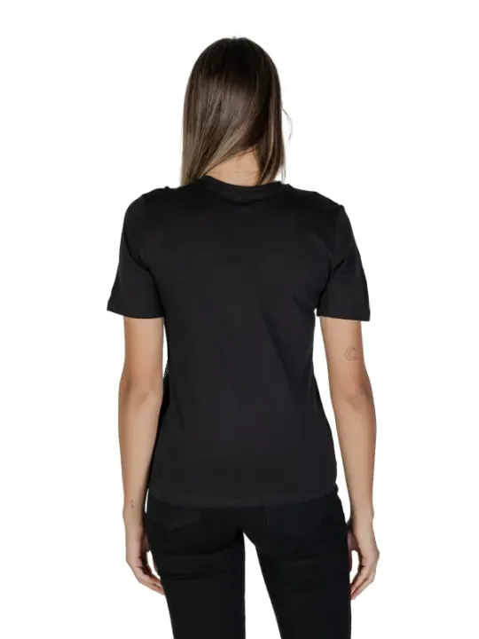 Schwarzes Baumwoll-T-Shirt, lässiger Stil
