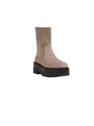 Braune Wildleder-Stiefel mit klobiger Sohle