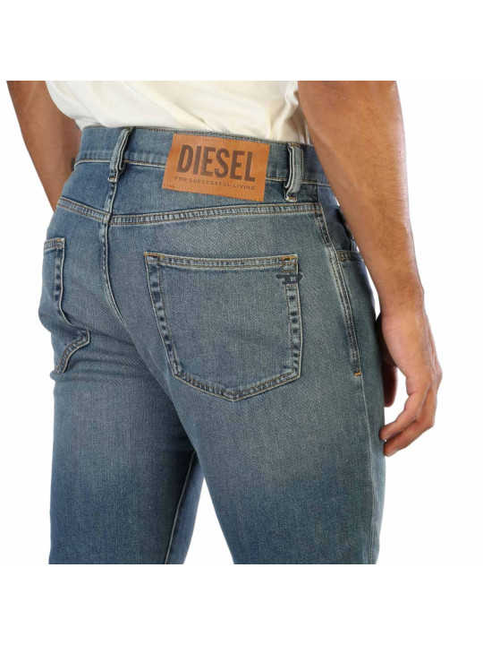 Faded Diesel Jeans mit Lederlabel