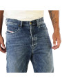 Blaue Diesel Jeans mit Details