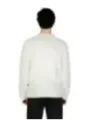 Weißer Hamaki-ho Pullover mit Rundhals.