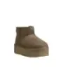 Wildleder-Ankle-Boots mit klobiger Sohle