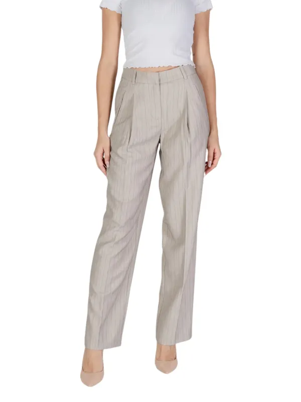 Helle Damen Stoffhose gerades Bein Helle Damen Stoffhose gerades Bein