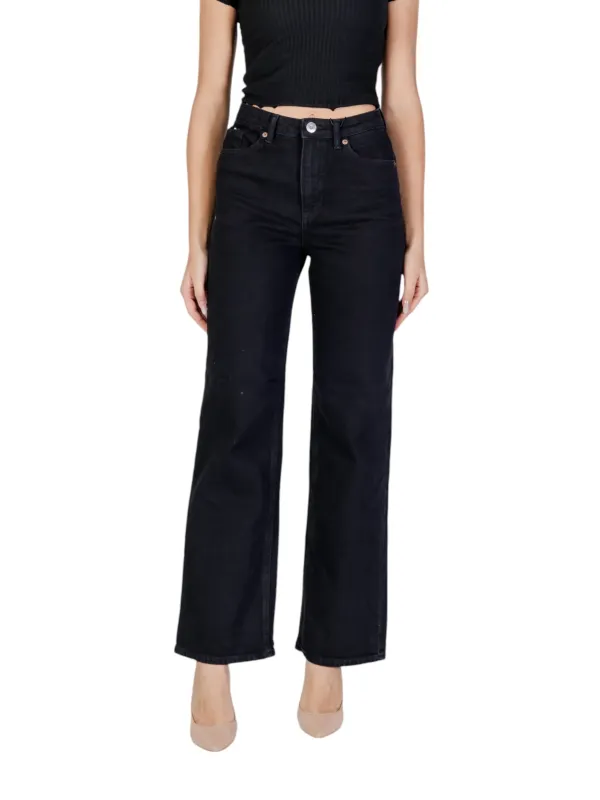 Schwarze Straight-Leg Vero Moda Jeans Schwarze Straight-Leg Vero Moda Jeans