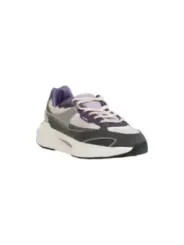 Lila und weiße D.a.t.e. Sneaker