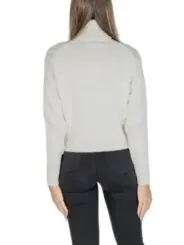"Calvin Klein Jeans Pullover im Sale | Calvin Klein Jeans - Calvin Klein Jeans Maglia Donna online kaufen"|Planet-Deluxe