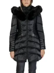 "Guess Jacken im Sale | Guess - Guess Giubbotto Donna online kaufen"|Planet-Deluxe