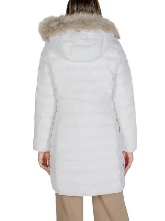 Weiße Winterjacke mit Kapuze