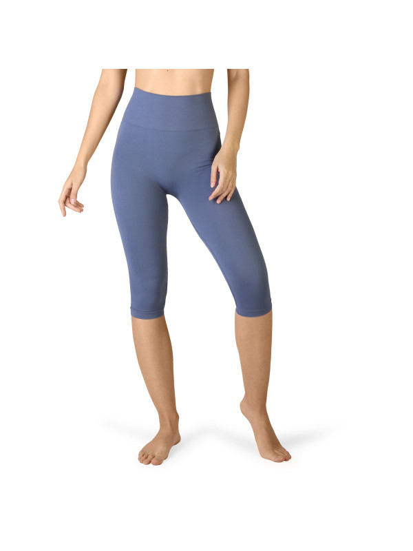 Helle blaue Capri Yoga Leggings Helle blaue Capri Yoga Leggings