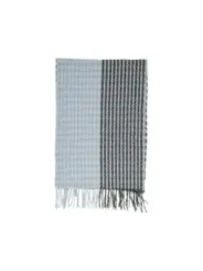 Gingham und gestreifter grauer Schal