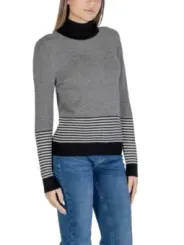 Schwarzer gestreifter Sandro Ferrone Pullover
