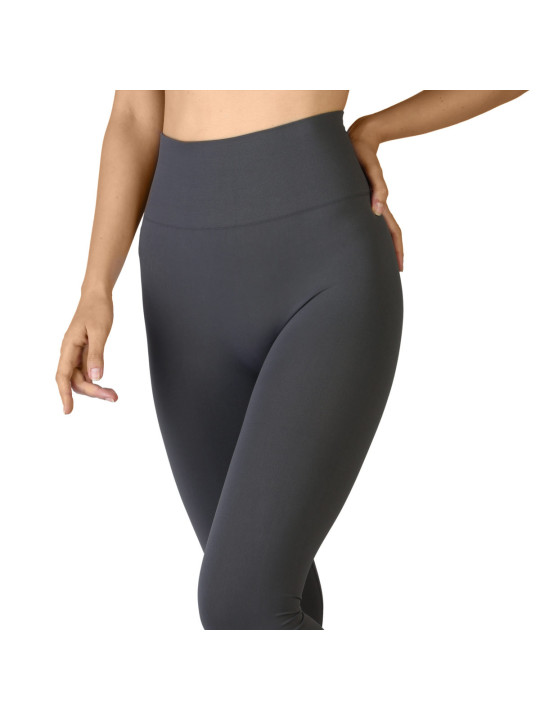 Dunkle graue Bodyboo Leggings Pose