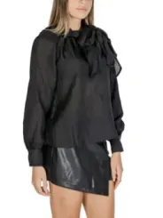 Schwarze Bluse mit Rüschenbogen
