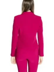 Rosa Anzugjacke, Rückenansicht, Mode
