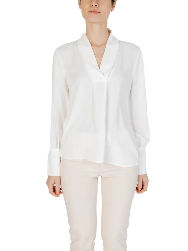 "Rinascimento Bluse im Sale | Rinascimento - Rinascimento Blouse Donna online kaufen"|Planet-Deluxe "Rinascimento Bluse im Sale | Rinascimento - Rinascimento Blouse Donna online kaufen"|Planet-Deluxe